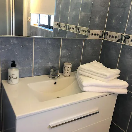 Apartment Great Location In South Tenerife